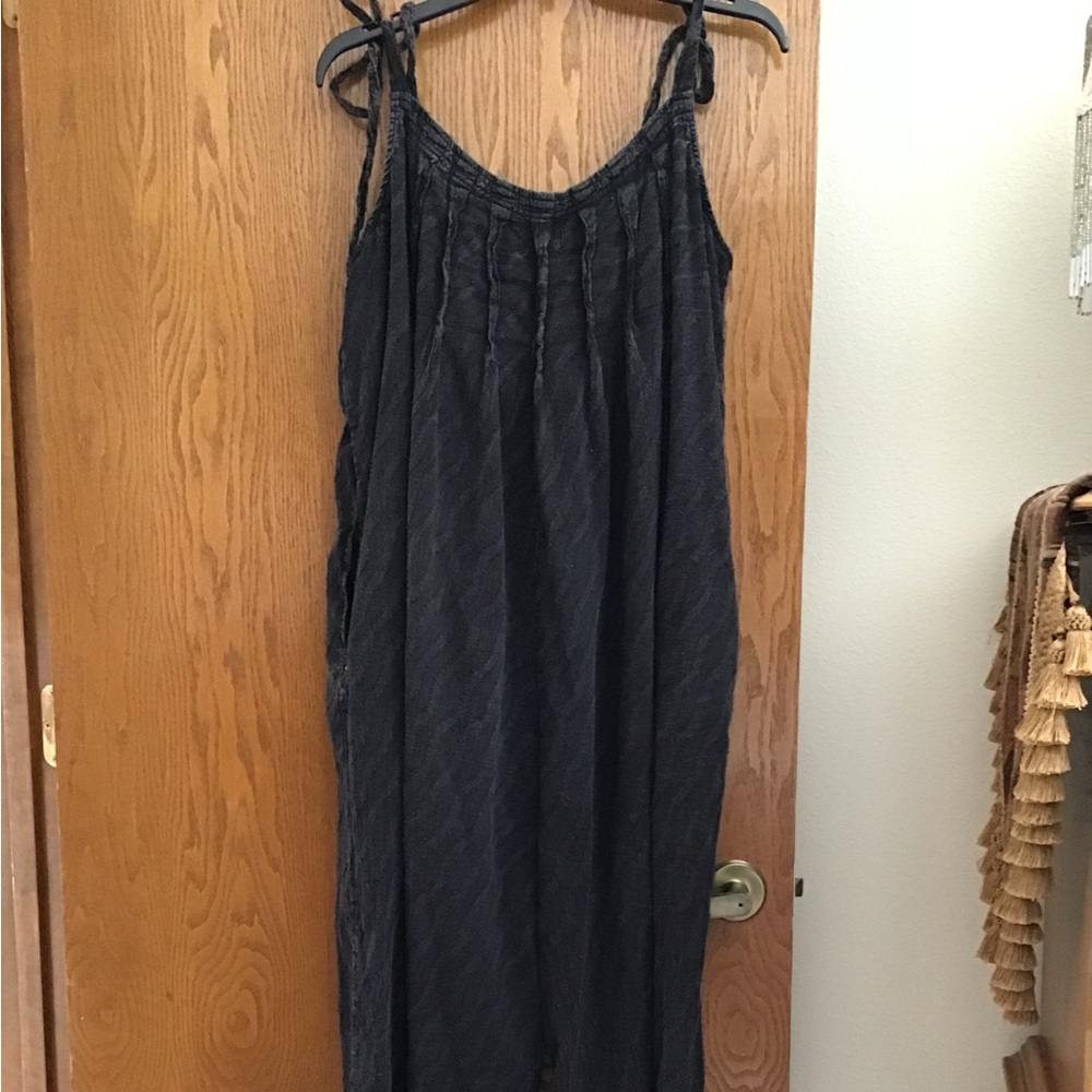 JADED GYPSY JUMPSUIT, SIZE LARGE
